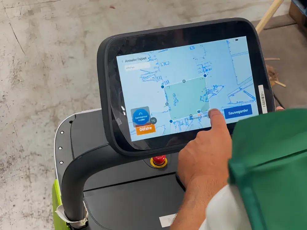 Délimitation d'une zone de nettoyage sur la tablette de supervision d'un robot